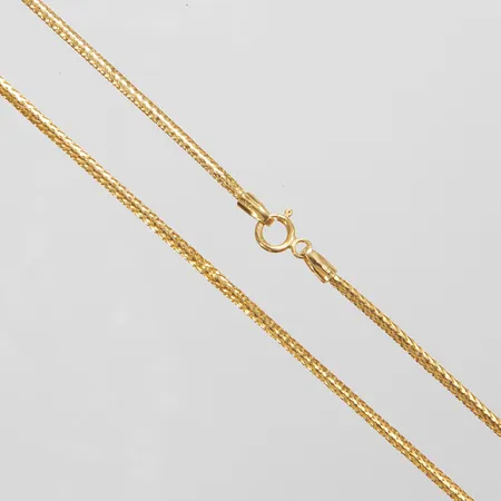 Kedja längd 42cm, bredd 2mm, ojämnheter, 18K Vikt: 1,2 g