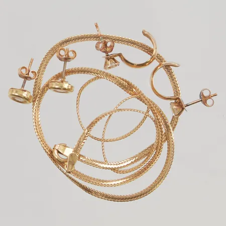 Diverse guld defekt 18K 5,7g.