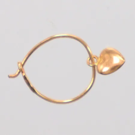 Ett udda örhänge längd 1,7cm, bredd 12mm, defekt, 18K Vikt: 0,3 g