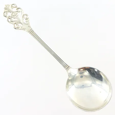 Serveringssked längd 17cm, norsk modell, silver 830/1000. Vikt: 33,2 g