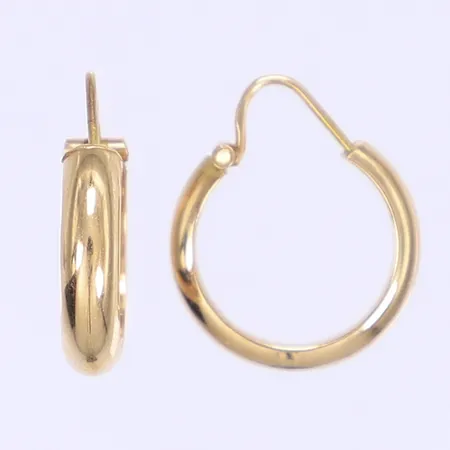 Ett par örhängen creoler Ø16mm bredd 4mm 18K Vikt: 2 g