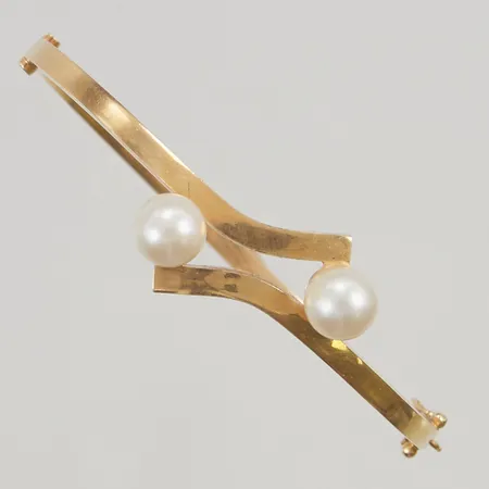 Armring öppningsbar med odlade pärlor en låsåtta saknas, 5,5-6cm 18K 9,8g.