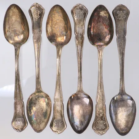 6 Kaffeskedar, längd 11,5cm, gravyr, 830/1000 silver Vikt: 59 g