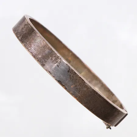Stelt armband, Ø60,2mm, bredd:8,9mm, 925/1000 silver. Vikt: 17,6 g