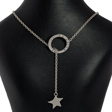 Collier "ASTRA" design Efva Attling silver 925/1000, "Sic itur ad astra - Så är vägen till stjärnorna", OBS. stora modellen, hänge/dekor Ø25,5 mm, längd 45 cm, kedja med avslutande stjärna 8 cm, fint skick Vikt: 18,5 g