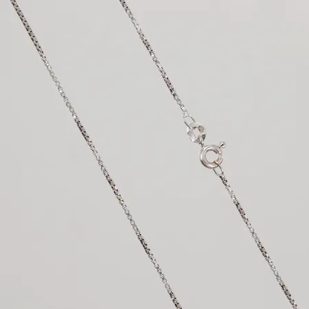 Kedja Venezia 45cm, bredd 1mm, Unoarre, vitguld 18K Vikt: 3,4 g