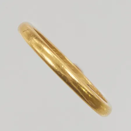Ring graverad 23K 5,3g.
