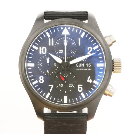 Herrur IWC Pilot Watch Top Gun, svart keramik, automatisk, 45mm, refnr IW389101, snr 6430571, dag och datum, kronograf, svart tygband, kvittokopia från Nymans Ur 2023, inga övriga tillbehör 