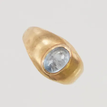 Ring med sten stl15 bredd:3,1-9,6mm 2,6g.