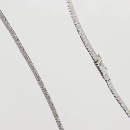 Collier halvstelt med mönsterdekor 42cm bredd 4,2mm silver 925/1000 Vikt: 17,6 g
