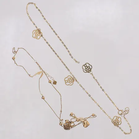 2 Collier med integrerade hängen, defekta, 18K Vikt: 2,2 g