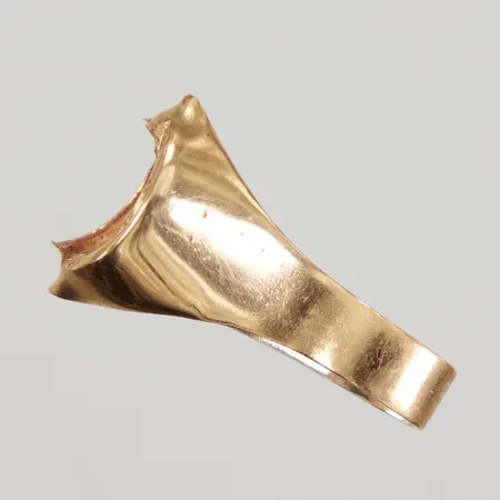 Ring, defekt, 18K Vikt: 4,6 g