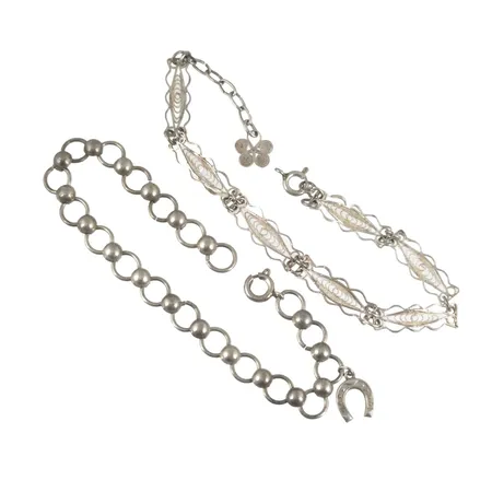 Armband silver 2 stycken, bruksmärken/defekter Vikt: 10,5 g