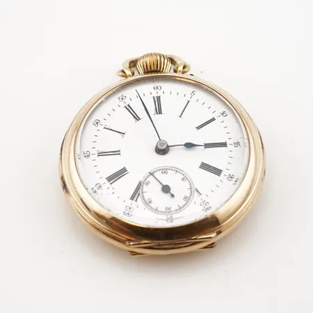 Fickur, osignerat, ca 34mm, manuell, 14k, gravyr bakboett, bruttovikt 33,4gr
