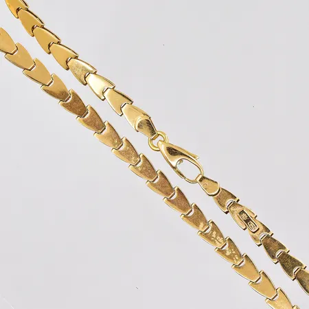 Collier längd 42cm bredd 4,5mm 18K Vikt: 14,9 g