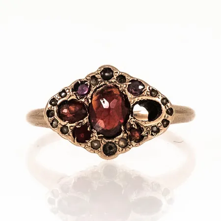 Ring saknar stenar, ojämn skena, 8K 1,5g. 
