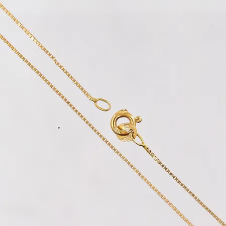Kedja Venezia längd 41cm bredd 0,7mm trasigt lås 18K Vikt: 1,8 g
