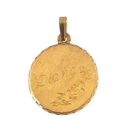 Hänge i 18K guld, namngravyr Vikt: 1,2 g