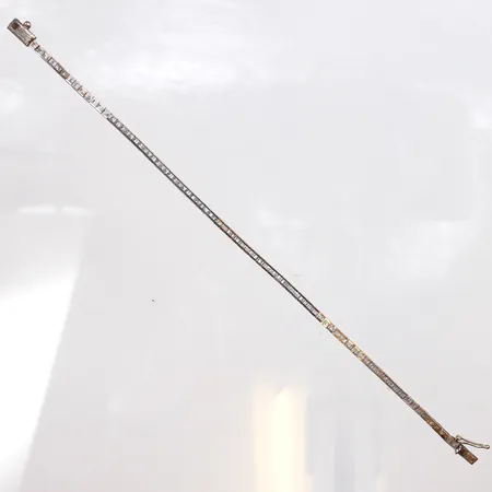 Armband, längd:18cm, bredd:2,3mm, vitguld 18K. Vikt: 7,2 g