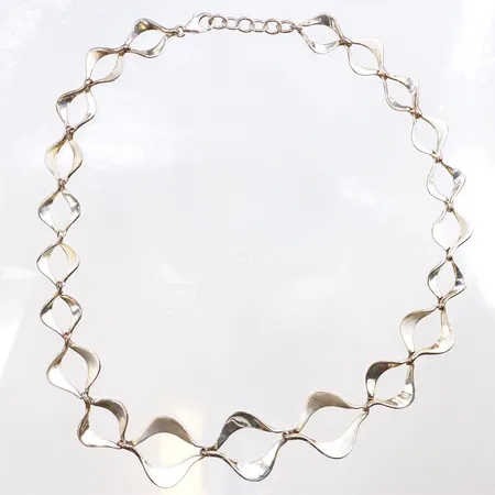 Collier, längd:45-48cm, 925/1000 silver. Vikt: 36,3 g