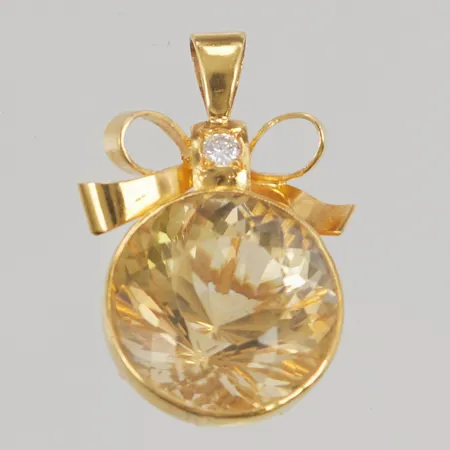 Hänge med citrin och diamant ca 0,16ct, 22K, 11,3g.