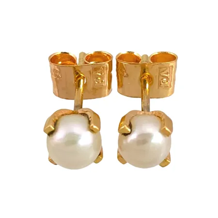 Örhängen, 18K guld, odlade Pärlor Ø 4 mm, god lyster, originalploppar stämplade VJ - Victor Janson Guldvaru Ab, fint skick Vikt: 0,8 g