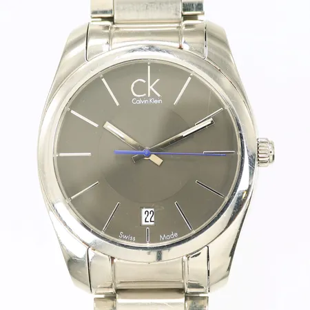Herrur Calvin Klein Ø42mm, omkrets handleden 19cm, #KOK211. repor och slitage som blir när dom används.  Skickas med paket.