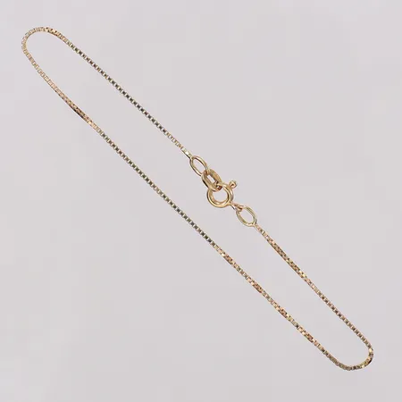 Armband Venezia längd 18cm, bredd 0,8mm, ojämnheter längst länk, felvänt lås, Balestra Italien, 18K.  Vikt: 1,2 g