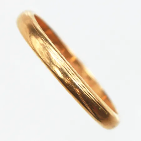 Slät Ring, stl:21¼, gravyr, 20K. Vikt: 4,8 g