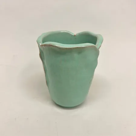 Vas höjd 13,5cm, design Sven Erik Skawonius, Upsala Ekeby, 1935-38, glaserat lergods Skickas med paket.