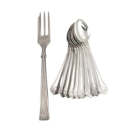 Silverbestick bl.a. kaffeskedar modell "Sachsisk", totalt 10 delar Vikt: 112,8 g