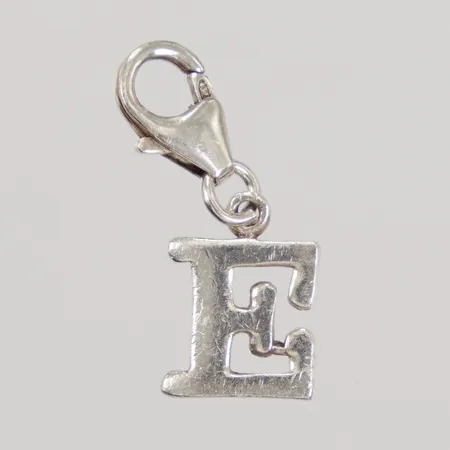 Hänge/ berlock bokstaven E, 20x10mm, 925/1000 silver Vikt: 1,9 g