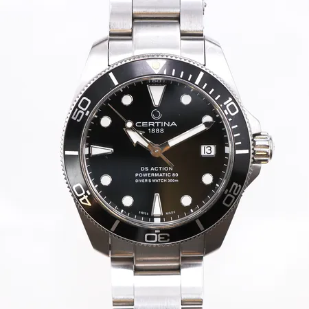 Herrur Certina DS Action PowerMatic 80, automatisk, stål, Ø38mm, svart urtavla, nr C0328071105100, original stållänk ca 17,5-19cm, extra länkbitar, extgarantikort från september 2022, manual, etui, box.