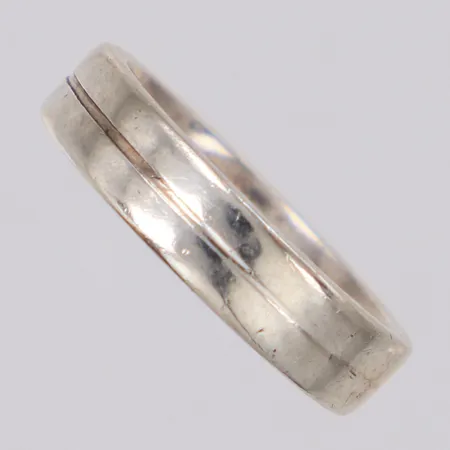 Ring stl:15 bredd 4,2mm silver 925/1000 Vikt: 3,2 g