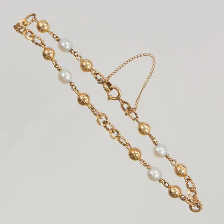 Armband med odlade pärlor 19,5cm 18K 7,0g.