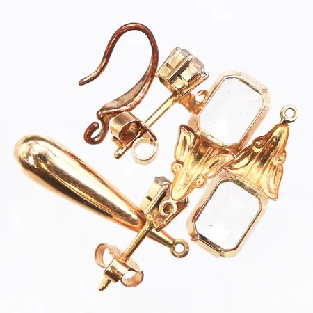 Diverse guld med stenar, defekt, 18K. Vikt: 4,5 g