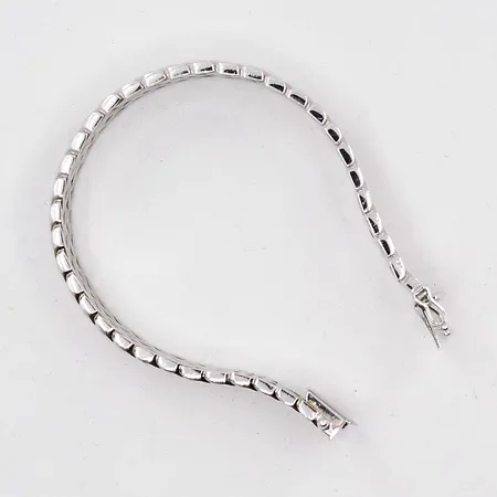 Armband längd 19cm bredd 16mm silver 835/1000 etui medföljer Vikt: 45,4 g