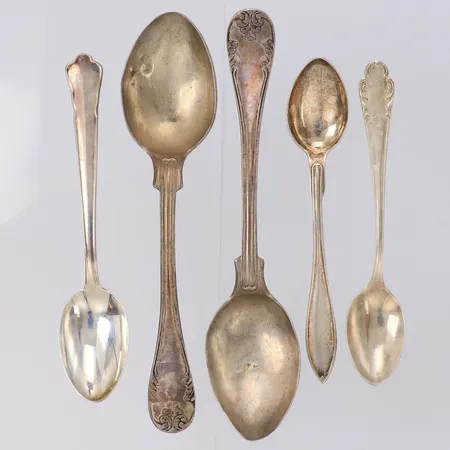 5 skedar, olika modeller, bucklor, 830/1000 silver Vikt: 74,2 g