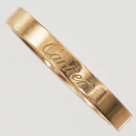 Ring Cartier, C de Cartier, stl: 18¾ (62), bredd 3mm, serienummer: CXC092, inga tillbehör. Vikt: 4,1 g