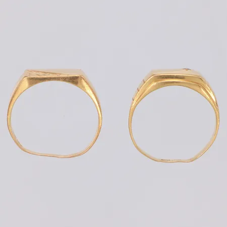 2 Ringar, bucklor, defekt, 18K Vikt: 8,9 g