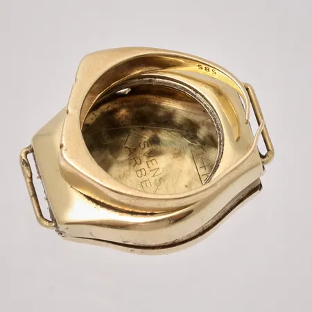 Diverse defekt guld, 14K, 6,7g.