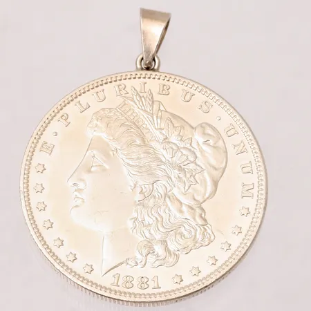 Mynt One dollar år 1881 i hänge Ø37,9mm, 48mm med ögla, silver 900/1000, 27,33g.