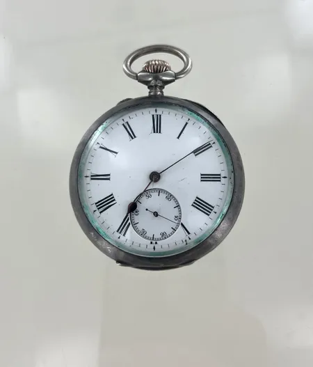 Fickur diam 53 mm, gå ej att skruva, MSF1840 silver875/1000 Vikt: 124,4 g