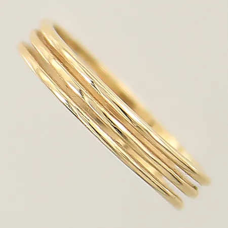 Ring stl:16¼ bredd 3,7mm GHA 18K Vikt: 2 g