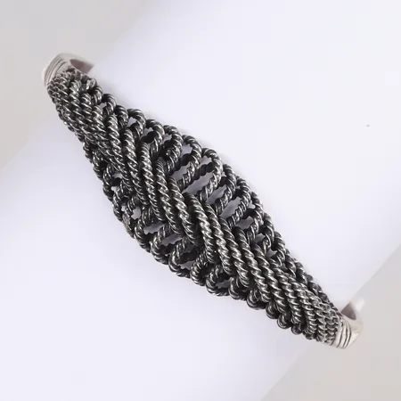 Armband, Ø68mm, bredd 6-17mm, 925/1000 silver Vikt: 32,3 g