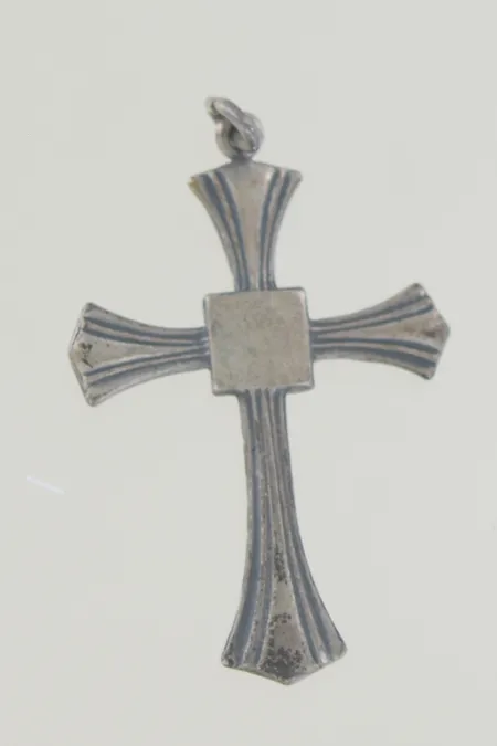 Hänge Kors längd 4 cm silver Vikt: 2,3 g
