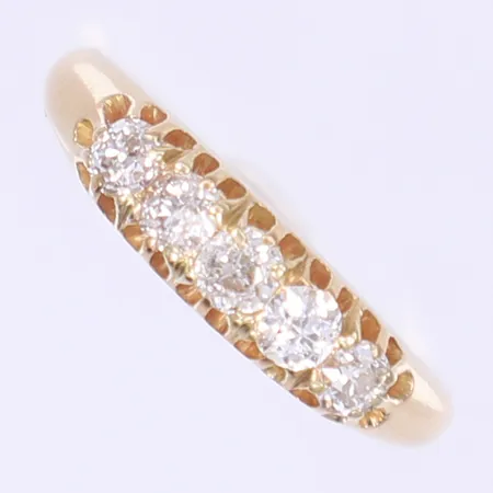 Ring med gammalslipade diamanter 5 x ca 0,10ct stl 17 bredd 2-5mm gravyr 18K Vikt: 3,4 g