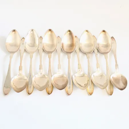 12 Matskedar med monogram, längd: ca 21,5cm, 830/1000 Silver Vikt: 0 g