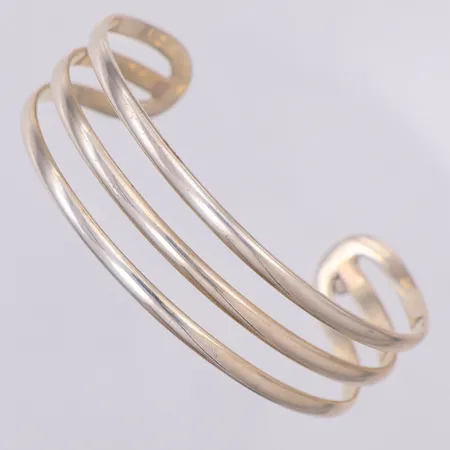 Armband stelt öppen modell 63 x 48mm bredd 19mm, 925/1000 silver Vikt: 21,9 g