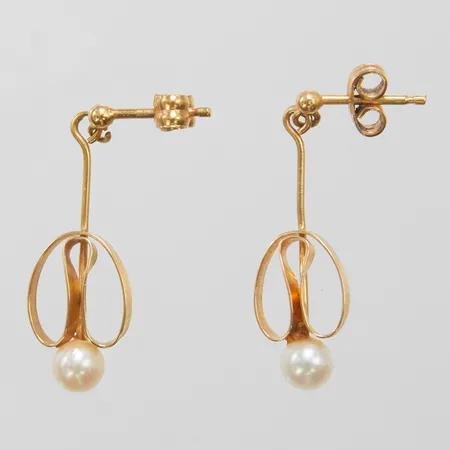 Örhängen med odlade saltvattenpärlor Ø4,5mm, längd: 28mm, 18K Vikt: 2,1 g